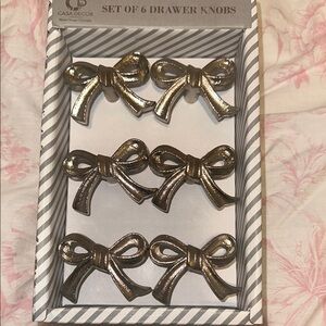 NWT Casa Decor Silver Bow Coquette Drawer Knobs Set